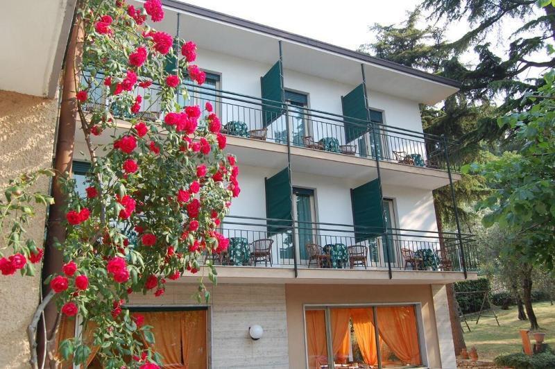 Hotel Stella Alpina Malcesine Eksteriør billede